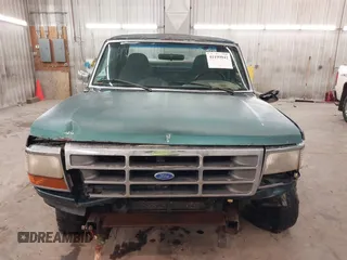 1996 Ford F-250 with VIN 1FTHX26F1TEB38000, listed as a IAAI auction lot 41199942 with 324,532 mi miles. Bid and sale history available at carsss.com. Image 13.