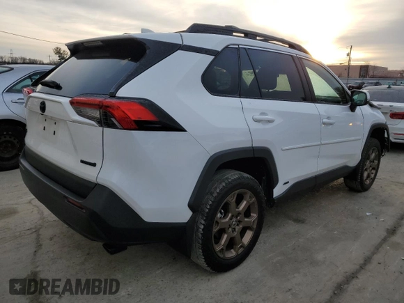 2023 Toyota RAV4 Hybrid XLE with VIN 2T3UWRFV9PW176056, listed as a Copart auction lot 44119305 with 31,794 mi miles and Salvage Title. Bid and sale history available at carsss.com. Image 3.