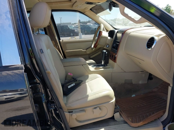 2006 Ford Explorer Eddie Bauer with VIN 1FMEU64E06UA38084, listed as a IAAI auction lot 42034305 with Not provided miles and . Bid and sale history available at DreamBid. Image 5.