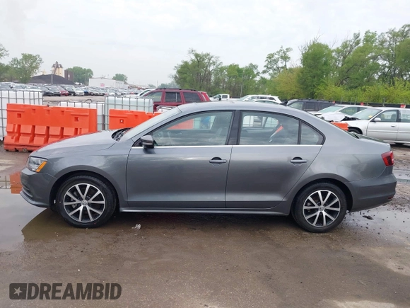 2018 Volkswagen Jetta SE with VIN 3VWDB7AJ8JM259679, listed as a IAAI auction lot 42080896 with 44,969 mi miles and . Bid and sale history available at DreamBid. Image 14.