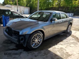 2007 Chrysler 300 C with VIN 2C3KA63H07H873512, listed as a Copart auction lot 53471405 with 132,021 mi miles and Salvage Title. Bid and sale history available at carsss.com. Image 1.