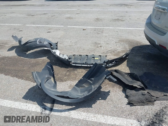2013 Ford Escape SE с VIN 1FMCU0G9XDUA24225, выставлен на аукционе IAAI как лот 42121530 с пробегом 107 723 миль миль и . История ставок и продаж доступна на DreamBid. Изображение 12.