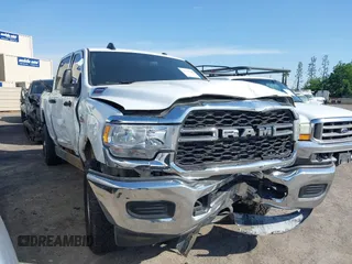 2024 Ram 2500 Tradesman with VIN 3C6UR5CL3RG226527, listed as a IAAI auction lot 41791224 with 44,589 mi miles. Bid and sale history available at carsss.com. Image 1.