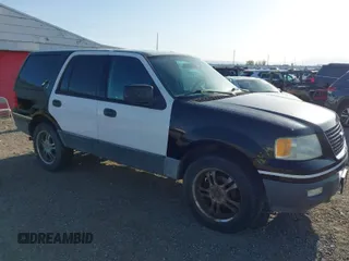 2005 Ford Expedition Special Service with VIN 1FMPU16515LB06521, listed as a IAAI auction lot 41976624 with 115,100 mi miles. Bid and sale history available at carsss.com. Image 1.