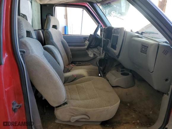 1996 Isuzu Hombre S with VIN 1GGCS1444T8702384, listed as a Copart auction lot 77905883 with 170,943 mi miles and Non Repairable. Bid and sale history available at carsss.com. Image 7.