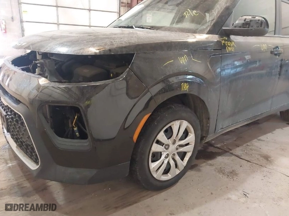 2022 Kia Soul LX with VIN KNDJ23AU5N7804505, listed as a IAAI auction lot 41354390 with 44,001 mi miles. Bid and sale history available at carsss.com. Image 18.