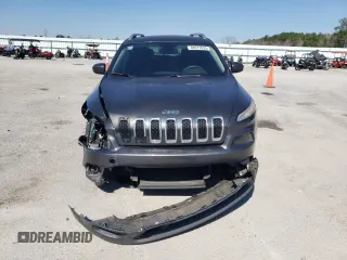 2014 Jeep Cherokee Latitude with VIN 1C4PJLCS9EW180982, listed as a Copart auction lot 48673035 with 107,358 mi miles and Salvage Title. Bid and sale history available at carsss.com. Image 5.