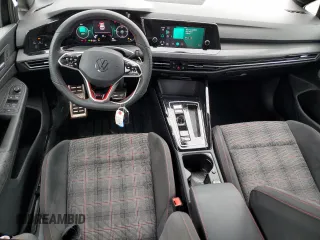 2024 Volkswagen GTI S z VIN WVWGA7CD1RW133069, wystawiony jako Copart lot #58450145 z przebiegiem 15 030 mil mil oraz Szkoda całkowita • Salvage title. Historia ofert i sprzedaży dostępna na DreamBid. Obrazek 8.