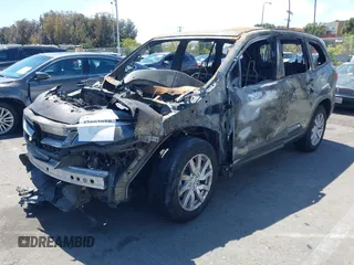 2019 Honda Pilot LX with VIN 5FNYF5H18KB016902, listed as a IAAI auction lot 42003059 with 0 mi miles. Bid and sale history available at carsss.com. Image 2.