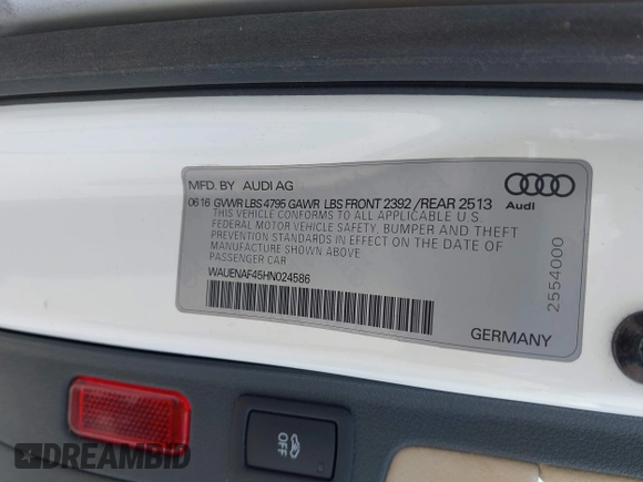 2017 Audi A4 Premium Plus z VIN WAUENAF45HN024586, wystawiony jako IAAI lot #42065676 z przebiegiem 106 709 mil mil oraz . Historia ofert i sprzedaży dostępna na DreamBid. Obrazek 9.