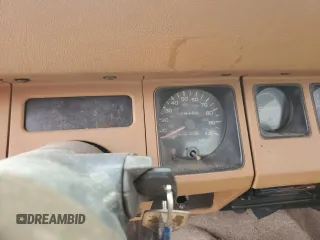 1993 Jeep Wrangler S z VIN 1J4FY19PXPP264847, wystawiony jako Copart lot #59141745 z przebiegiem 179 154 mil mil oraz Czysty tytuł • Clean title. Historia ofert i sprzedaży dostępna na DreamBid. Obrazek 9.