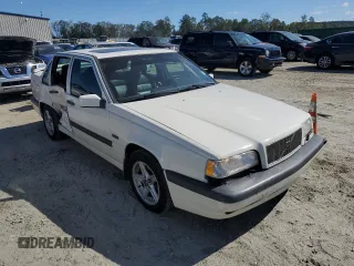 1997 Volvo 850 GT с VIN YV1LS5541V1394376, выставлен на аукционе Copart как лот 74194054 с пробегом 155 391 миль миль и Списание • Salvage title. История ставок и продаж доступна на DreamBid. Изображение 4.