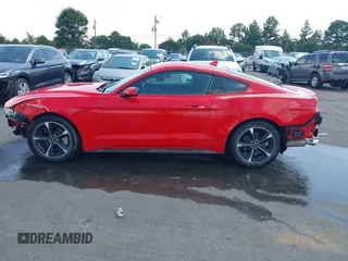 2020 Ford Mustang EcoBoost with VIN 1FA6P8TH4L5157629, listed as a IAAI auction lot 42650450 with 34,152 mi miles and . Bid and sale history available at DreamBid. Image 14.