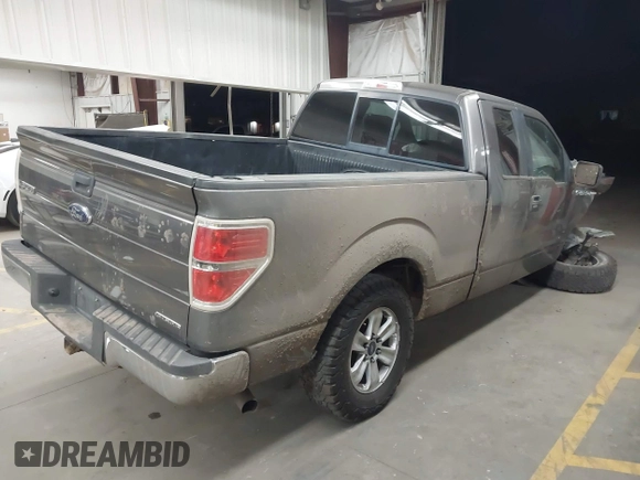 2014 Ford F-150 XL with VIN 1FTFX1EF6EFB64592, listed as a IAAI auction lot 41864196 with Not Provided miles and . Bid and sale history available at carsss.com. Image 4.