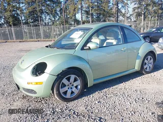 2007 Volkswagen New Beetle Coupe with VIN 3VWRW31C97M519598, listed as a IAAI auction lot 41546315 with 120,216 mi miles. Bid and sale history available at carsss.com. Image 2.