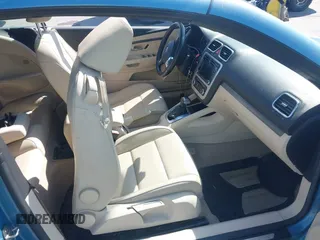 2010 Volkswagen Eos Komfort с VIN WVWBA7AH3AV020427, выставлен на аукционе IAAI как лот 42444669 с пробегом 124 765 миль миль и . История ставок и продаж доступна на DreamBid. Изображение 5.