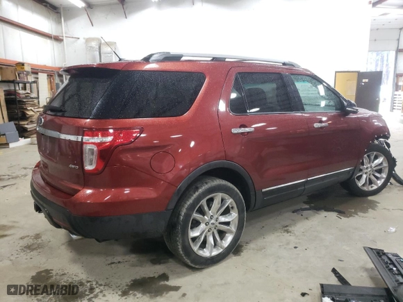 2014 Ford Explorer XLT with VIN 1FM5K8D83EGC31967, listed as a Copart auction lot 52689355 with 97,121 mi miles and Salvage Title. Bid and sale history available at carsss.com. Image 3.