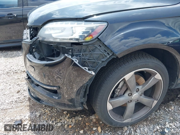 2014 Audi Q7 3.0T Premium with VIN WA1CGAFE2ED010007, listed as a IAAI auction lot 41751305 with 120,524 mi miles. Bid and sale history available at carsss.com. Image 12.