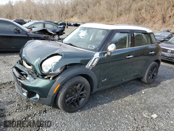 2014 MINI Countryman S z VIN WMWZC5C52EWP41173, wystawiony jako Copart lot #52725275 z przebiegiem 95 835 mil mil oraz Szkoda całkowita • Salvage title. Historia ofert i sprzedaży dostępna na DreamBid. Obrazek 1.