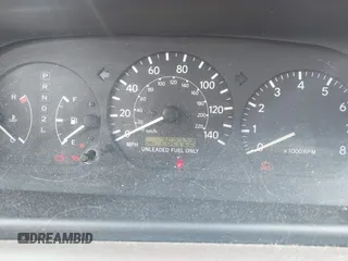 1998 Toyota Camry LE z VIN 4T1BG22K2WU225323, wystawiony jako IAAI lot #41884893 z przebiegiem 262 222 mil mil oraz . Historia ofert i sprzedaży dostępna na DreamBid. Obrazek 7.