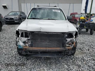 2010 Ford Escape XLT с VIN 1FMCU0DGXAKA35946, выставлен на аукционе Copart как лот 60035565 с пробегом 28 651 миль миль и Списание • Salvage title. История ставок и продаж доступна на DreamBid. Изображение 5.