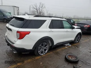 2024 Ford Explorer XLT with VIN 1FMSK8DH6RGA56655, listed as a Copart auction lot 42824575 with 18,789 mi miles and Clean Title. Bid and sale history available at carsss.com. Image 3.