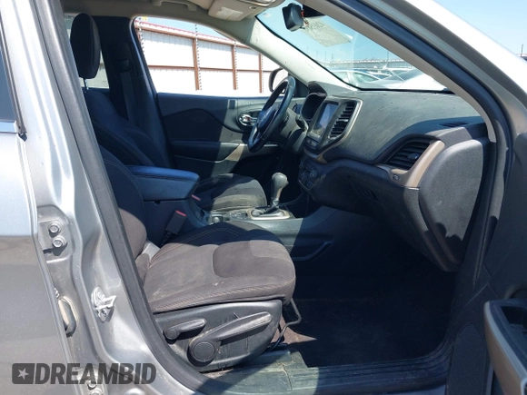 2017 Jeep Cherokee Latitude с VIN 1C4PJLCB7HW661141, выставлен на аукционе IAAI как лот 42035895 с пробегом 126 220 миль миль и . История ставок и продаж доступна на DreamBid. Изображение 5.