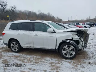 2012 Toyota Highlander Limited with VIN 5TDDK3EH1CS150230, listed as a IAAI auction lot 41227542 with 205,232 mi miles. Bid and sale history available at carsss.com. Image 13.