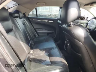 2018 Chrysler 300 Limited z VIN 2C3CCAEG7JH159616, wystawiony jako Copart lot #53839185 z przebiegiem 156 482 mil mil oraz Szkoda całkowita • Salvage title. Historia ofert i sprzedaży dostępna na DreamBid. Obrazek 10.