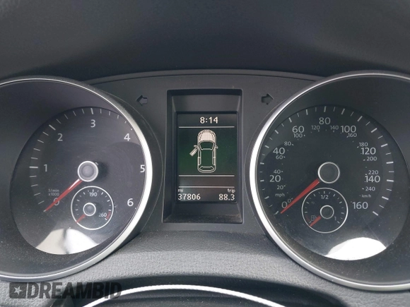 2014 Volkswagen Jetta SportWagen TDI with VIN 3VWPL7AJ4EM627484, listed as a IAAI auction lot 42047813 with 37,806 mi miles. Bid and sale history available at carsss.com. Image 7.
