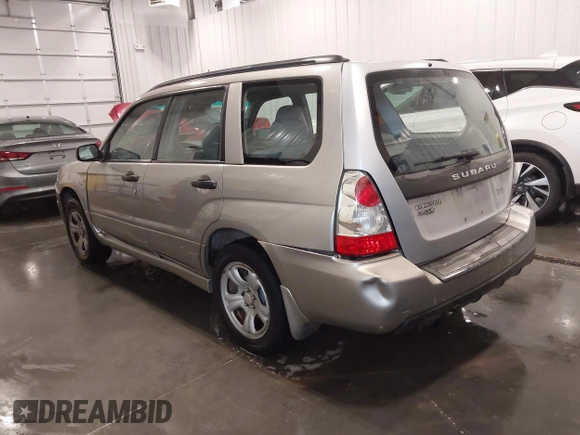 2006 Subaru Forester 2.5 X with VIN JF1SG63616H716249, listed as a IAAI auction lot 42002673 with 147,531 mi miles. Bid and sale history available at carsss.com. Image 3.