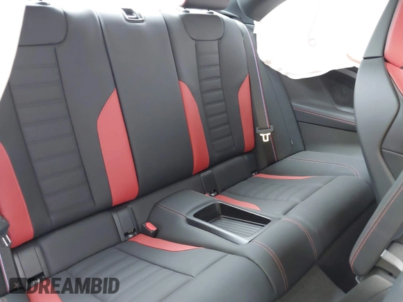 2025 BMW M2 z VIN 3MF23DM0XS8E95167, wystawiony jako IAAI lot #41664519 z przebiegiem 13 mil mil oraz . Historia ofert i sprzedaży dostępna na DreamBid. Obrazek 8.