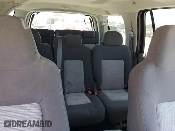 2006 Ford Expedition Special Service with VIN 1FMPU16516LA30395, listed as a Copart auction lot 60482185 with 172,358 mi miles and Salvage title. Bid and sale history available at DreamBid. Image 10.