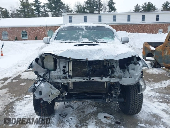 2006 Toyota Tacoma z VIN 5TELU42N86Z193458, wystawiony jako IAAI lot #41539650 z przebiegiem 207 151 mil mil oraz . Historia ofert i sprzedaży dostępna na DreamBid. Obrazek 6.