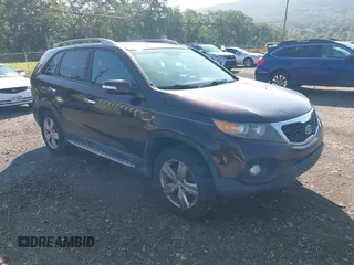 2012 Kia Sorento EX с VIN 5XYKU4A25CG198237, выставлен на аукционе IAAI как лот 42792022 с пробегом 111 267 миль миль и . История ставок и продаж доступна на DreamBid. Изображение 1.
