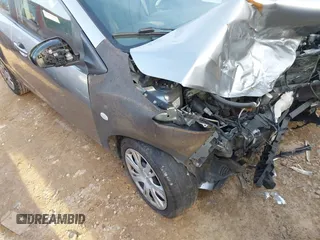 2012 Mazda 2 Sport with VIN JM1DE1KY8C0132164, listed as a IAAI auction lot 41101183 with Not Provided miles. Bid and sale history available at carsss.com. Image 12.