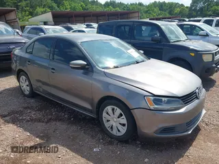 2012 Volkswagen Jetta SE with VIN 3VWDX7AJ3CM350041, listed as a IAAI auction lot 42425022 with 243,840 mi miles and . Bid and sale history available at DreamBid. Image 1.