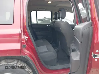 2017 Jeep Patriot Sport z VIN 1C4NJPBB0HD201718, wystawiony jako IAAI lot #41614102 z przebiegiem 88 194 mil mil oraz . Historia ofert i sprzedaży dostępna na DreamBid. Obrazek 8.
