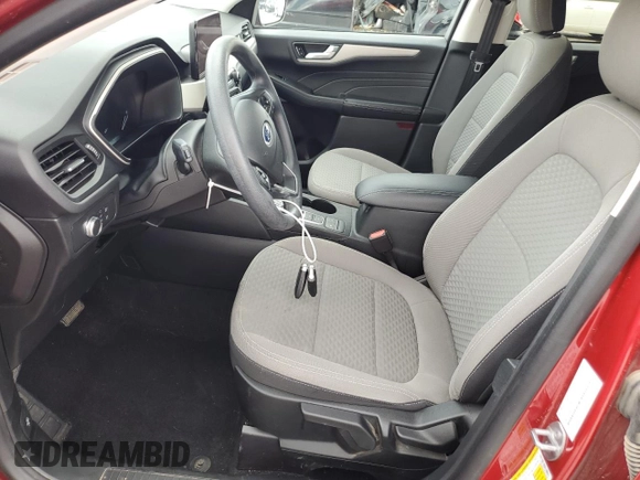 2021 Ford Escape SE with VIN 1FMCU0G67MUA28996, listed as a Copart auction lot 60305015 with 64,013 mi miles and Salvage title. Bid and sale history available at DreamBid. Image 7.