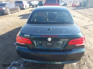 2008 BMW 3 Series 328i with VIN WBAWL13538PX18043, listed as a IAAI auction lot 41674323 with 122,787 mi miles. Bid and sale history available at carsss.com. Image 16.