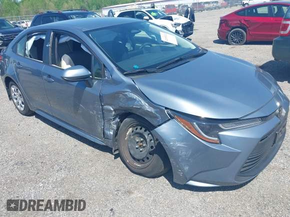 2023 Toyota Corolla LE z VIN JTDB4MEE7PJ002731, wystawiony jako IAAI lot #42155242 z przebiegiem 53 394 mil mil oraz . Historia ofert i sprzedaży dostępna na DreamBid. Obrazek 1.