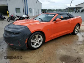 2019 Chevrolet Camaro 3LT z VIN 1G1FD3DS2K0135911, wystawiony jako Copart lot #54833815 z przebiegiem 68 438 mil mil oraz Czysty tytuł • Clean title. Historia ofert i sprzedaży dostępna na DreamBid. Obrazek 1.