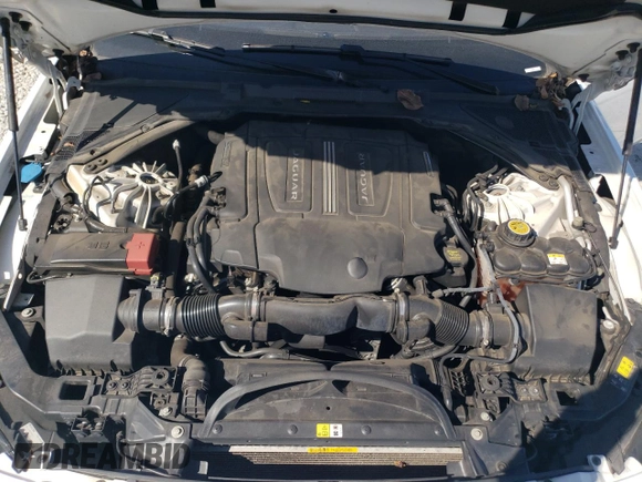 2016 Jaguar XF 35t Premium z VIN SAJBD4BV5GCY19710, wystawiony jako Copart lot #46468665 z przebiegiem 96 207 mil mil oraz Szkoda całkowita • Salvage title. Historia ofert i sprzedaży dostępna na DreamBid. Obrazek 11.
