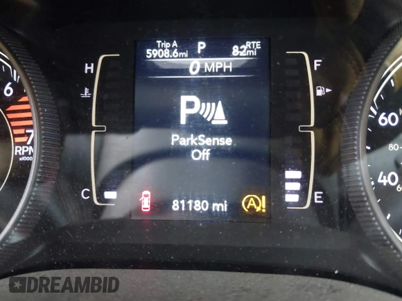 2019 Jeep Cherokee Latitude Plus with VIN 1C4PJMLB1KD237138, listed as a IAAI auction lot 41956339 with 81,180 mi miles. Bid and sale history available at carsss.com. Image 7.