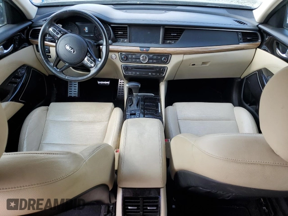 2017 Kia Cadenza Technology with VIN KNALC4J19H5061734, listed as a Copart auction lot 68061044 with 70,998 mi miles and Salvage Title. Bid and sale history available at carsss.com. Image 8.