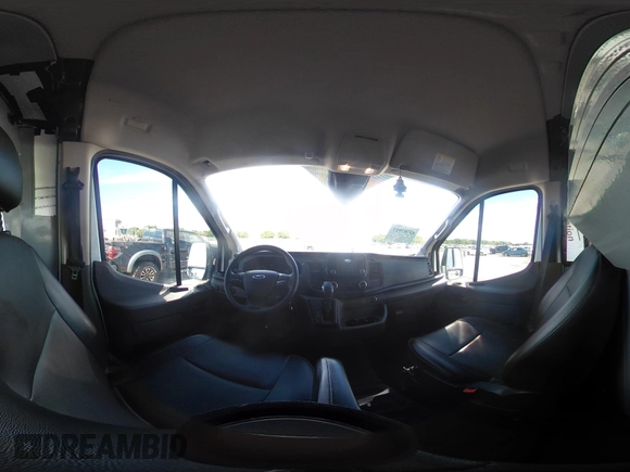 2021 Ford Transit Cargo z VIN 1FTBR1C81MKA40300, wystawiony jako IAAI lot #42707917 z przebiegiem 47 865 mil mil oraz . Historia ofert i sprzedaży dostępna na DreamBid. Obrazek 18.