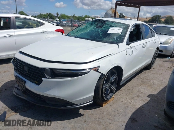 2023 Honda Accord Sport z VIN 1HGCY2F51PA030635, wystawiony jako IAAI lot #42247506 z przebiegiem 31 525 mil mil oraz . Historia ofert i sprzedaży dostępna na DreamBid. Obrazek 17.