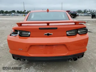 2019 Chevrolet Camaro 2SS with VIN 1G1FG1R77K0135970, listed as a Copart auction lot 86083384 with 0 mi miles and Salvage Title. Bid and sale history available at carsss.com. Image 6.