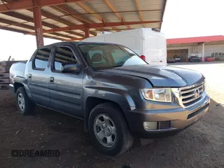 2014 Honda Ridgeline RT z VIN 5FPYK1F22EB003719, wystawiony jako IAAI lot #42146711 z przebiegiem 129 400 mil mil oraz . Historia ofert i sprzedaży dostępna na DreamBid. Obrazek 1.