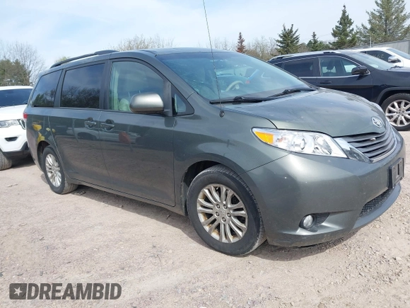 2013 Toyota Sienna XLE AAS с VIN 5TDYK3DC8DS318387, выставлен на аукционе IAAI как лот 42146255 с пробегом 244 899 миль миль и . История ставок и продаж доступна на DreamBid. Изображение 1.